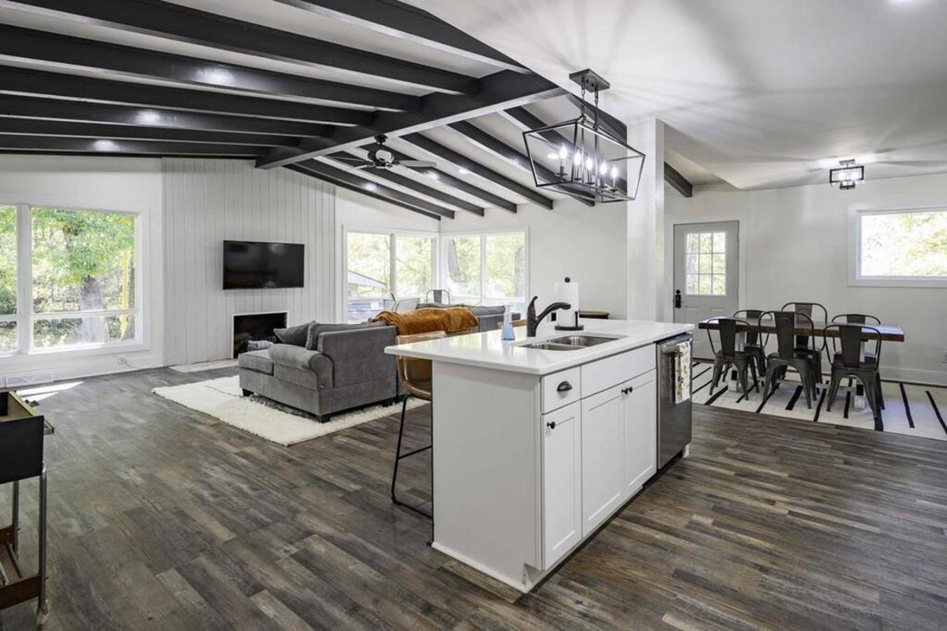 Gorgeous Renovated Home With Large & Private Lot Winchester Eksteriør billede