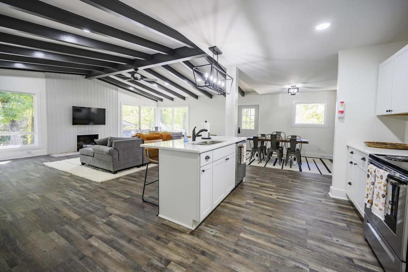Gorgeous Renovated Home With Large & Private Lot Winchester Eksteriør billede